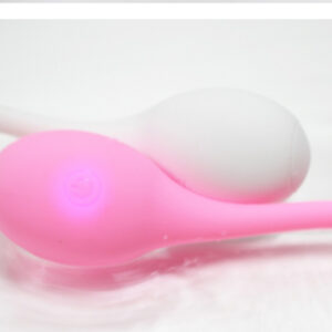 Passion tadpole jumping egg